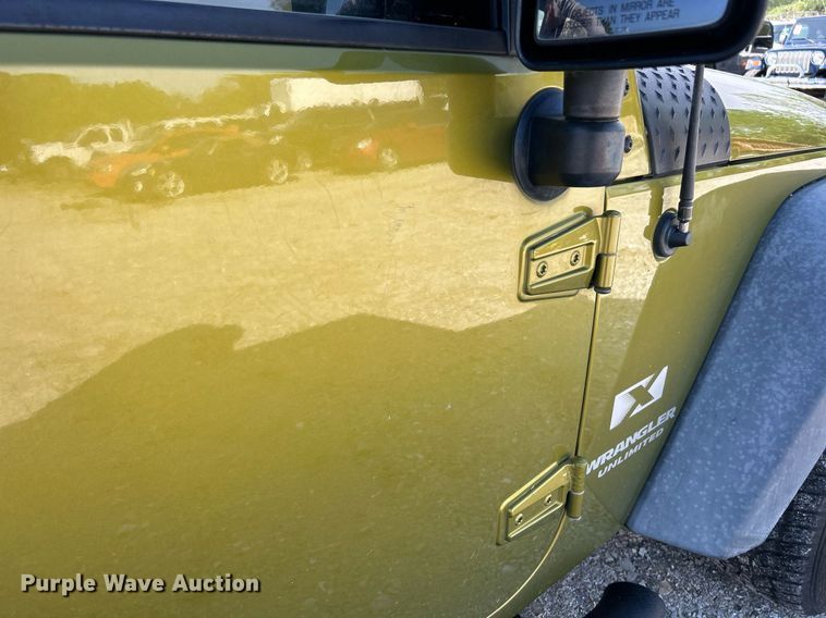 image for item EK8030 2007 Jeep Wrangler Unlimited SUV