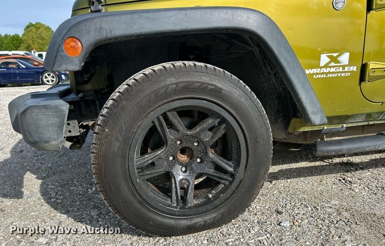 image for item EK8030 2007 Jeep Wrangler Unlimited SUV