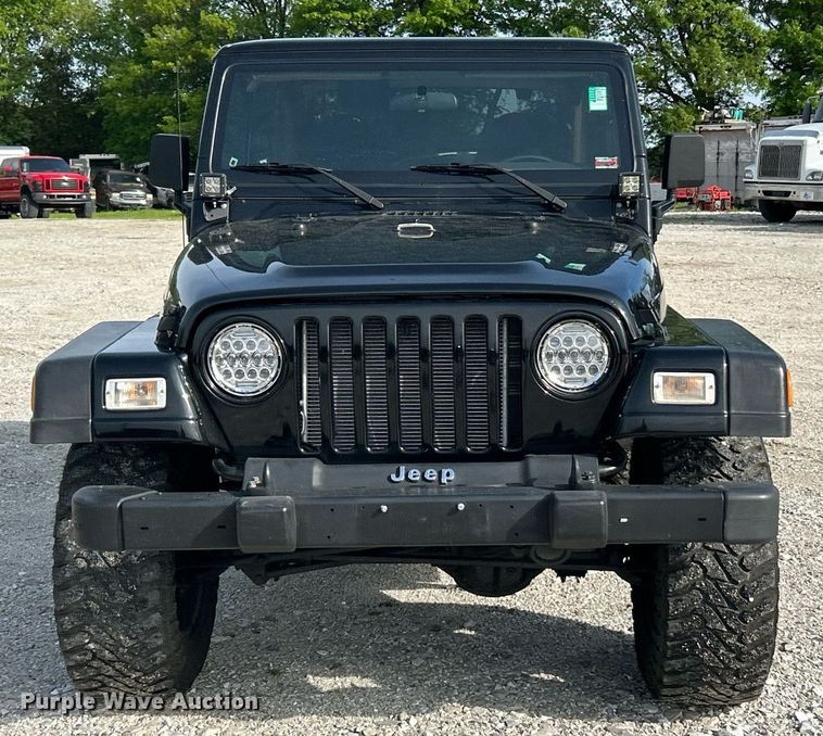 image for item EK8031 2001 Jeep Wrangler Sahara SUV