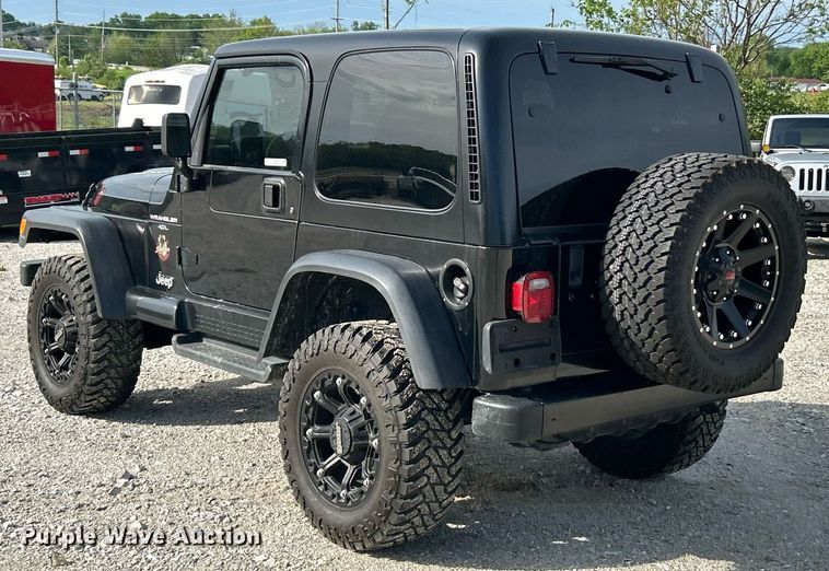 image for item EK8031 2001 Jeep Wrangler Sahara SUV