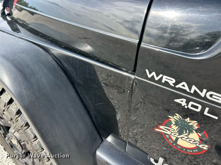 image for item EK8031 2001 Jeep Wrangler Sahara SUV