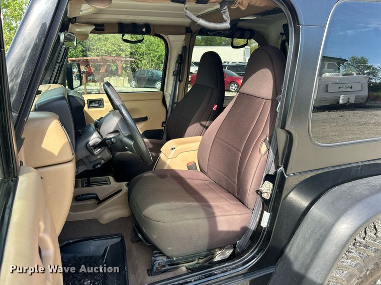 image for item EK8031 2001 Jeep Wrangler Sahara SUV