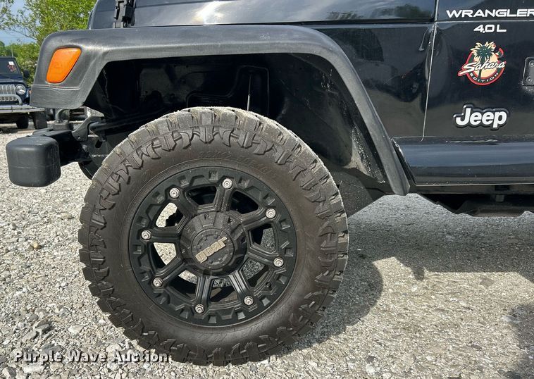 image for item EK8031 2001 Jeep Wrangler Sahara SUV