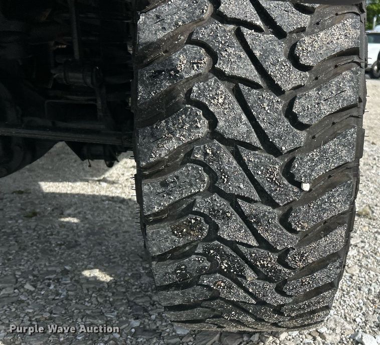 image for item EK8031 2001 Jeep Wrangler Sahara SUV