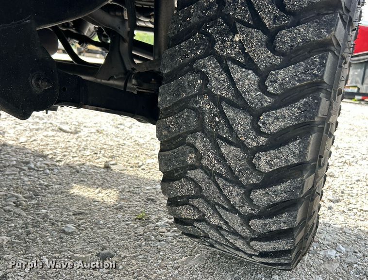 image for item EK8031 2001 Jeep Wrangler Sahara SUV