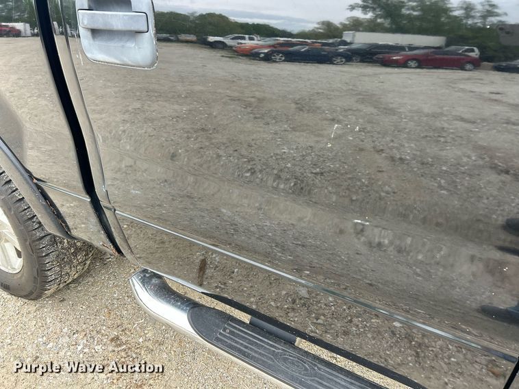 image for item EK8032 2004 Ford F150 Lariat SuperCrew pickup truck