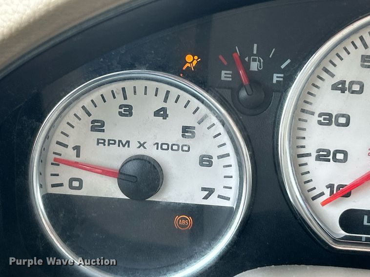 image for item EK8032 2004 Ford F150 Lariat SuperCrew pickup truck