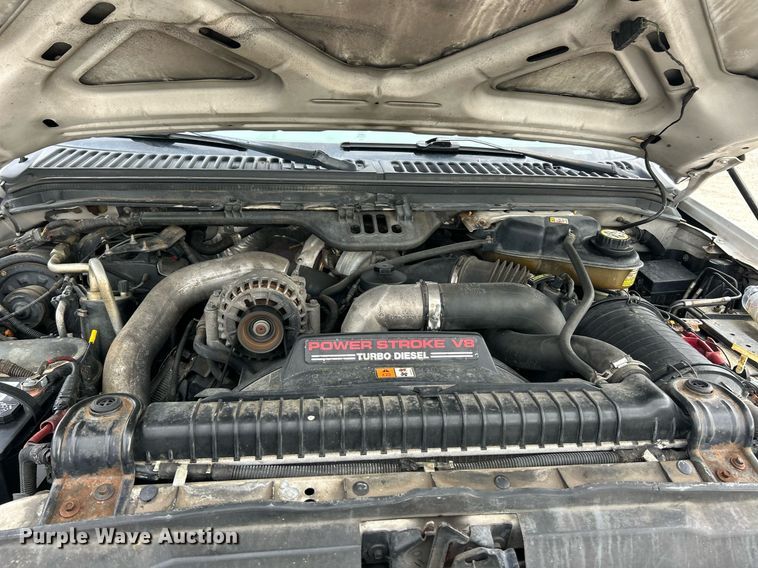 image for item EK8033 2005 Ford F350 Super Duty XL pickup truck