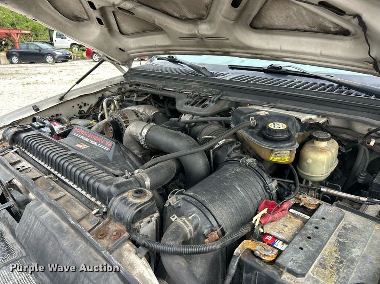 image for item EK8033 2005 Ford F350 Super Duty XL pickup truck