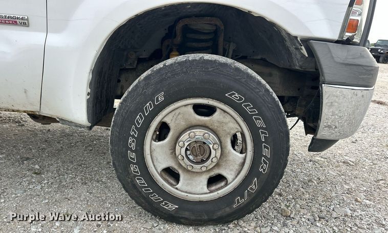 image for item EK8033 2005 Ford F350 Super Duty XL pickup truck