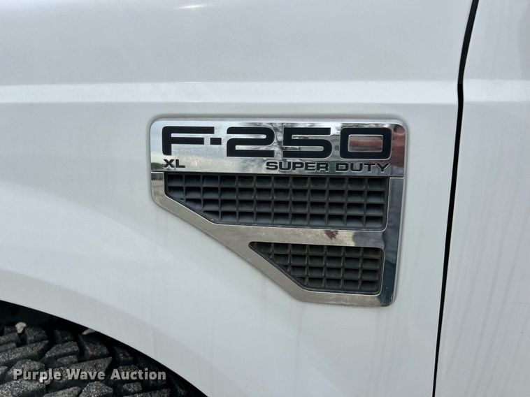 image for item EK8034 2008 Ford F250 Super Duty XL SuperCab pickup truck