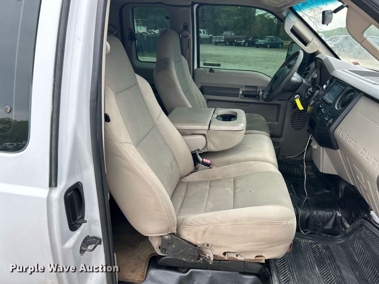 image for item EK8034 2008 Ford F250 Super Duty XL SuperCab pickup truck