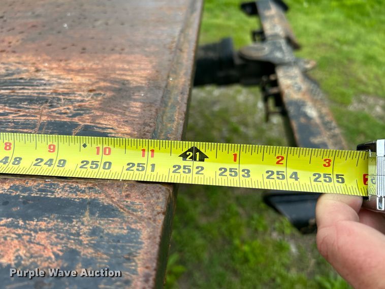 image for item EK8036 2005 International 4300 rollback truck