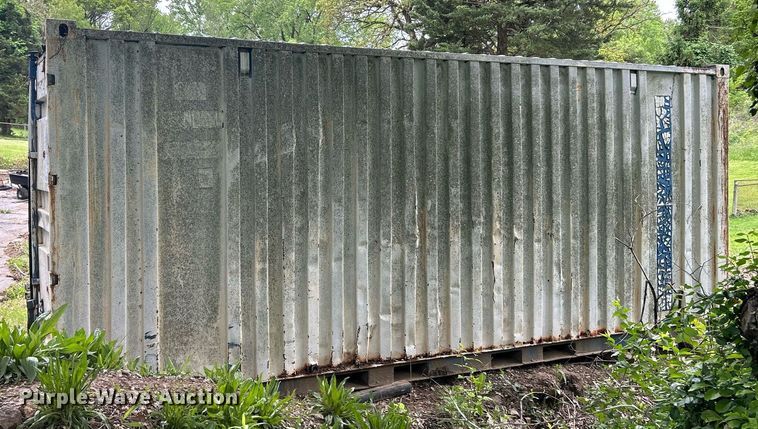 image for item EK8037 Shipping container