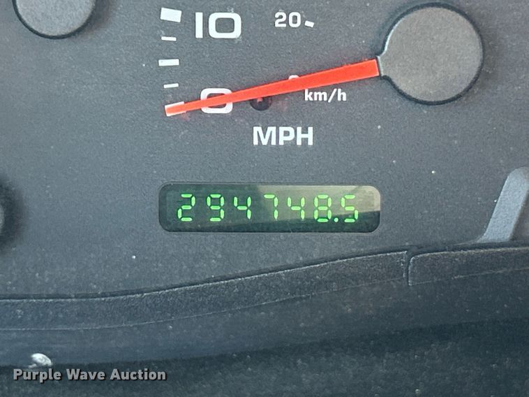 image for item EK8058 2005 Ford Excursion Limited SUV