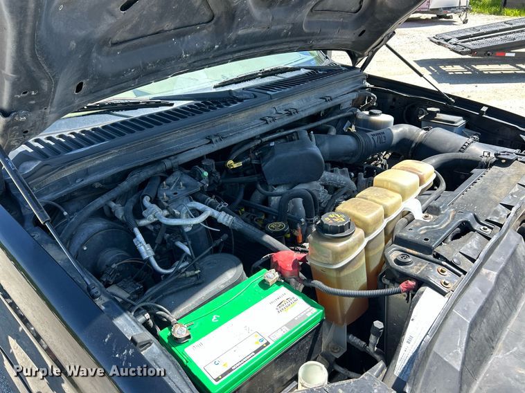 image for item EK8058 2005 Ford Excursion Limited SUV