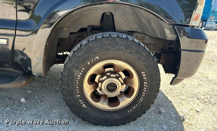 image for item EK8058 2005 Ford Excursion Limited SUV