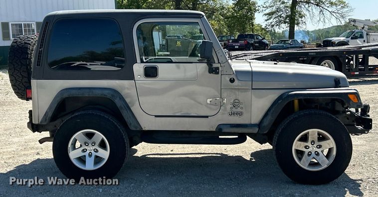 image for item EK8059 2000 Jeep Wrangler SUV