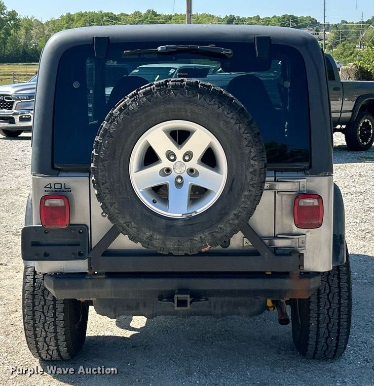 image for item EK8059 2000 Jeep Wrangler SUV