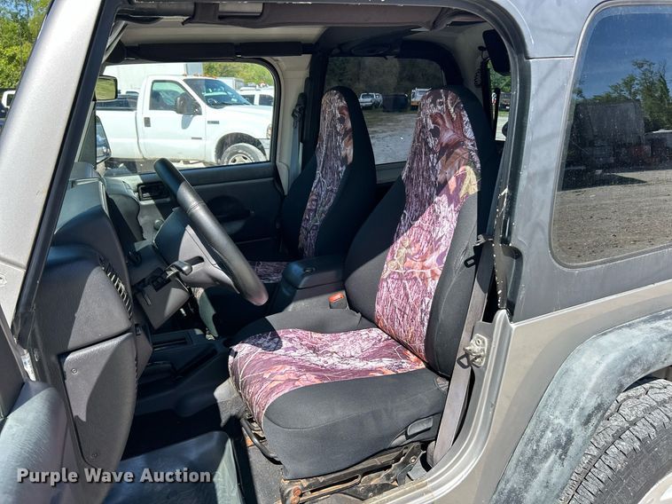 image for item EK8059 2000 Jeep Wrangler SUV