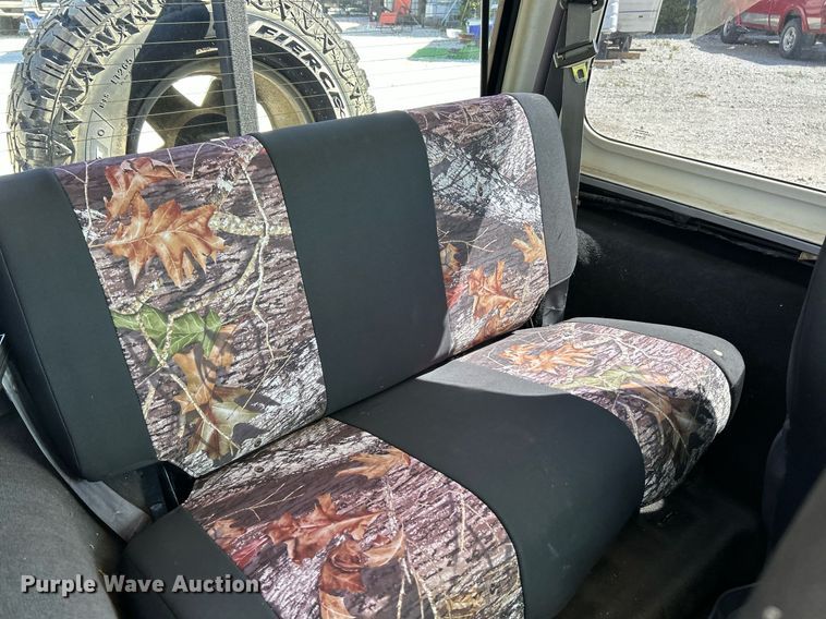 image for item EK8059 2000 Jeep Wrangler SUV