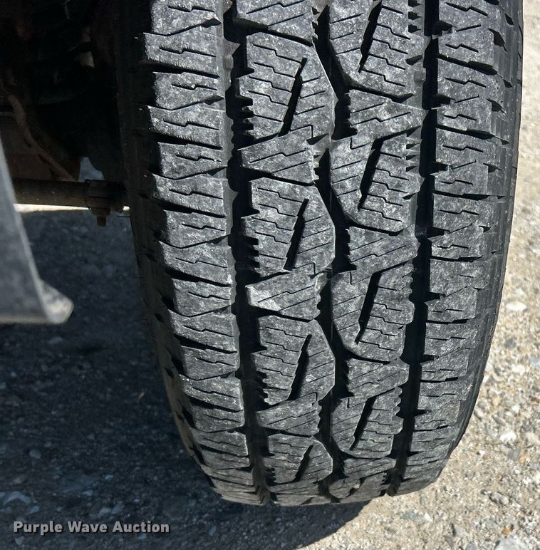 image for item EK8059 2000 Jeep Wrangler SUV