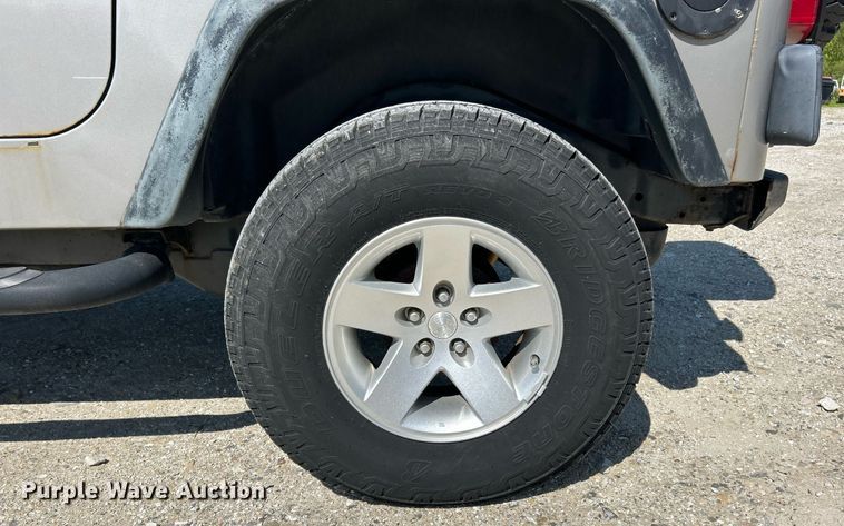 image for item EK8059 2000 Jeep Wrangler SUV