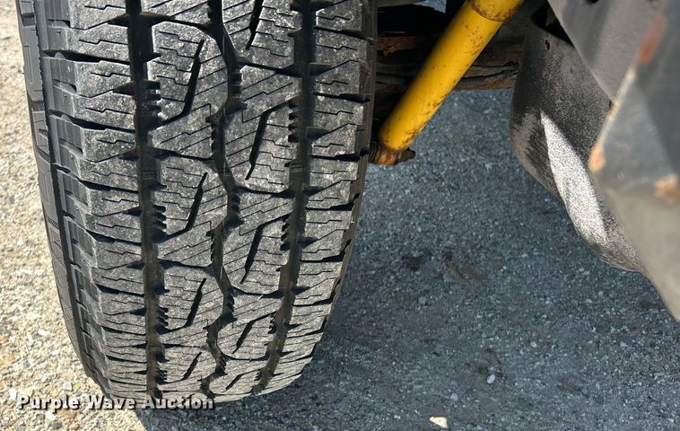 image for item EK8059 2000 Jeep Wrangler SUV