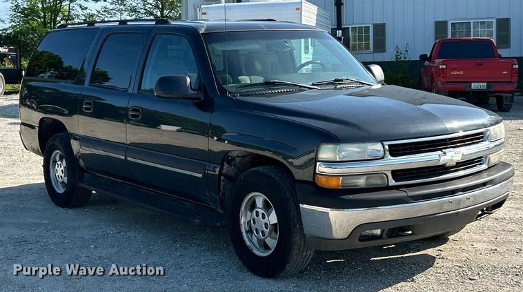 image for item EK8061 2003 Chevrolet Suburban SUV