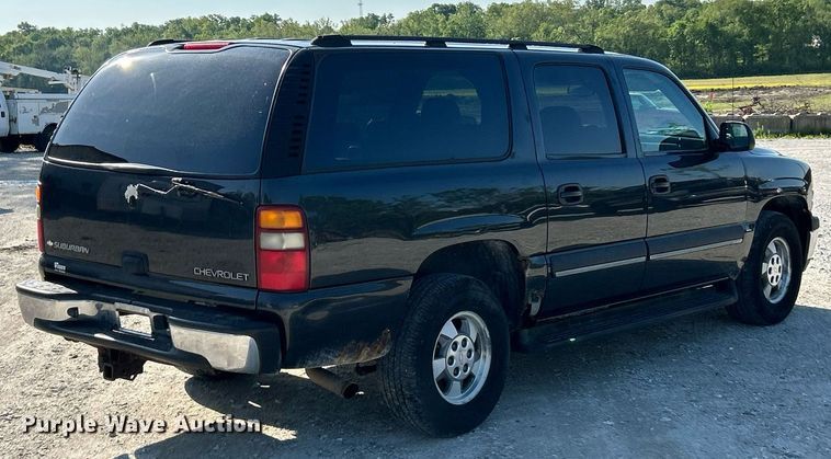 image for item EK8061 2003 Chevrolet Suburban SUV