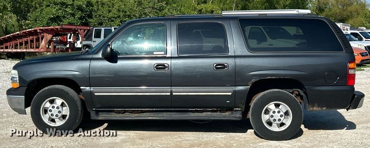 image for item EK8061 2003 Chevrolet Suburban SUV