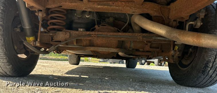 image for item EK8061 2003 Chevrolet Suburban SUV