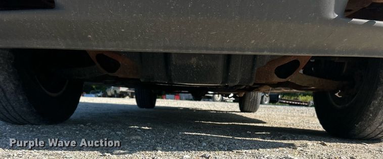 image for item EK8061 2003 Chevrolet Suburban SUV