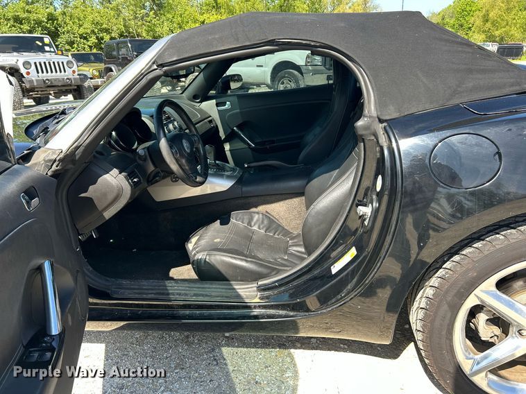 image for item EK8062 2007 Saturn Sky convertible