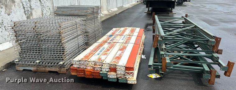 image for item EK8075 Pallet racking