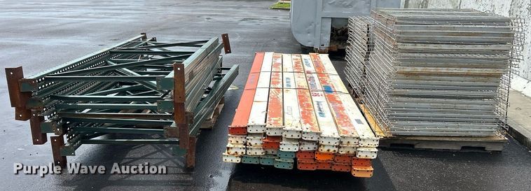 image for item EK8075 Pallet racking