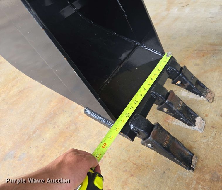 image for item EL2060 2024 AGT SSHBCK skid steer backhoe