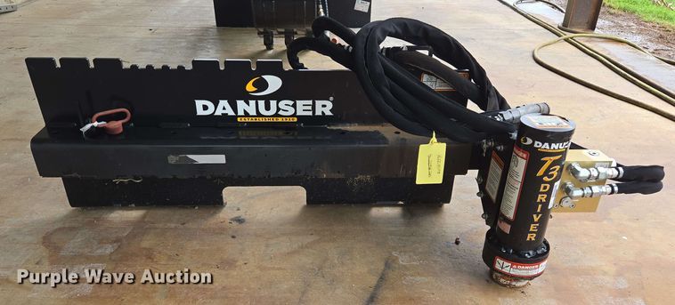 image for item EL2061 Danuser T3 skid steer post driver