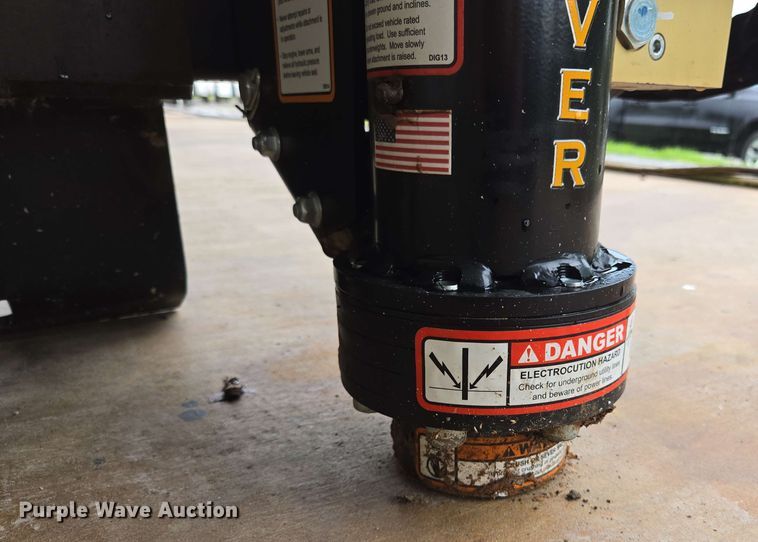 image for item EL2061 Danuser T3 skid steer post driver