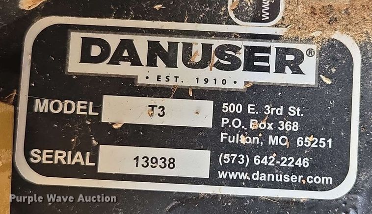 image for item EL2061 Danuser T3 skid steer post driver