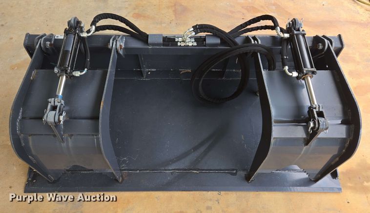 image for item EL2062 2023 Wolverine GB-11-72W skid steer grapple bucket