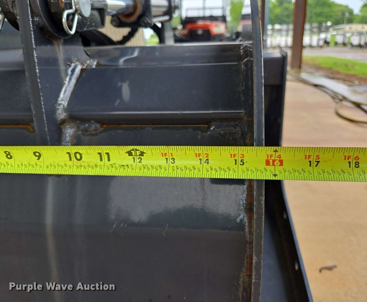 image for item EL2062 2023 Wolverine GB-11-72W skid steer grapple bucket