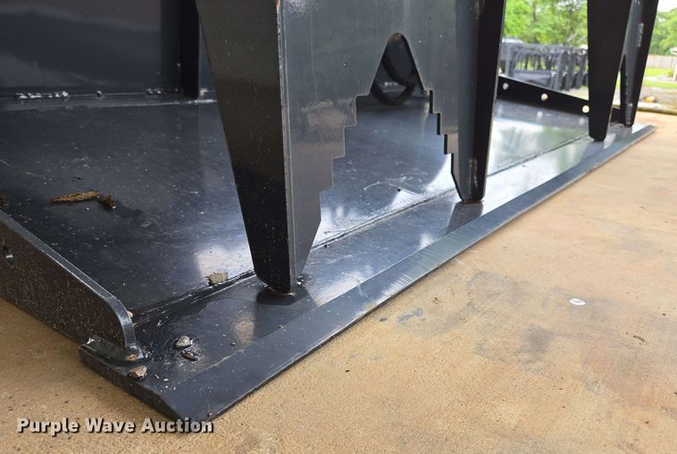 image for item EL2062 2023 Wolverine GB-11-72W skid steer grapple bucket