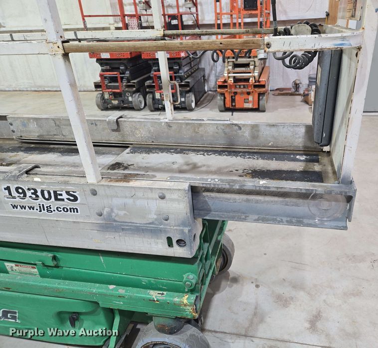 image for item EL2063 2013 JLG 1930ES scissor lift