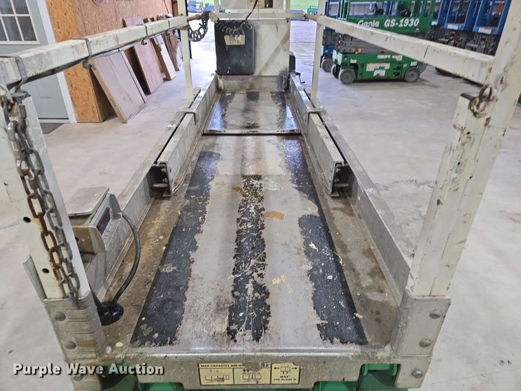 image for item EL2063 2013 JLG 1930ES scissor lift