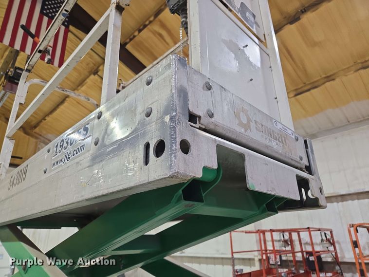 image for item EL2063 2013 JLG 1930ES scissor lift