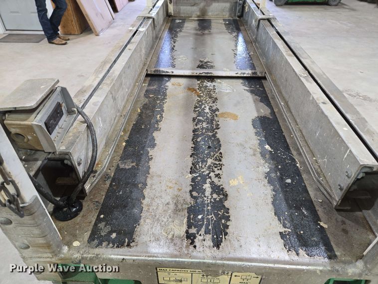 image for item EL2063 2013 JLG 1930ES scissor lift