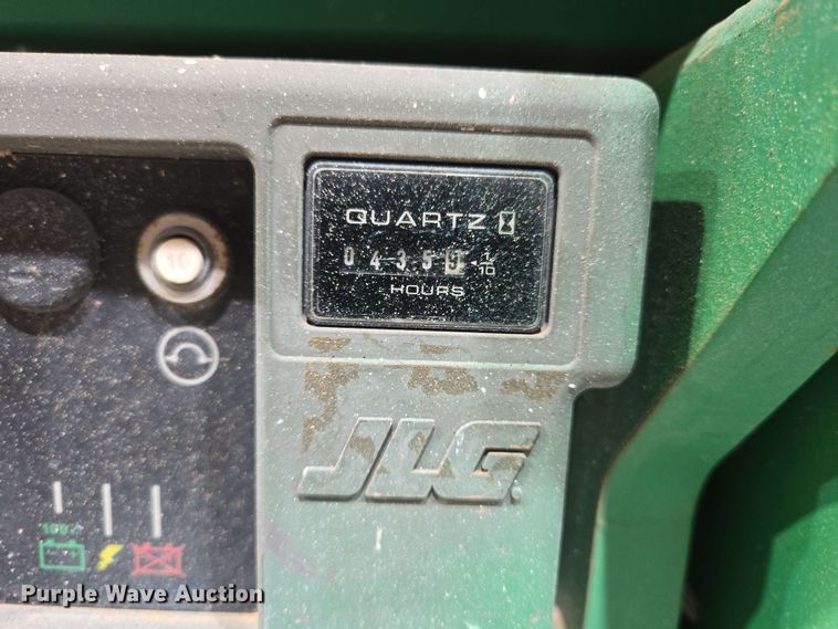 image for item EL2063 2013 JLG 1930ES scissor lift