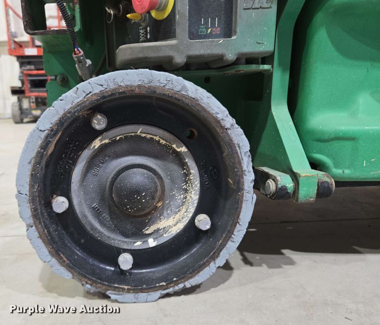 image for item EL2063 2013 JLG 1930ES scissor lift