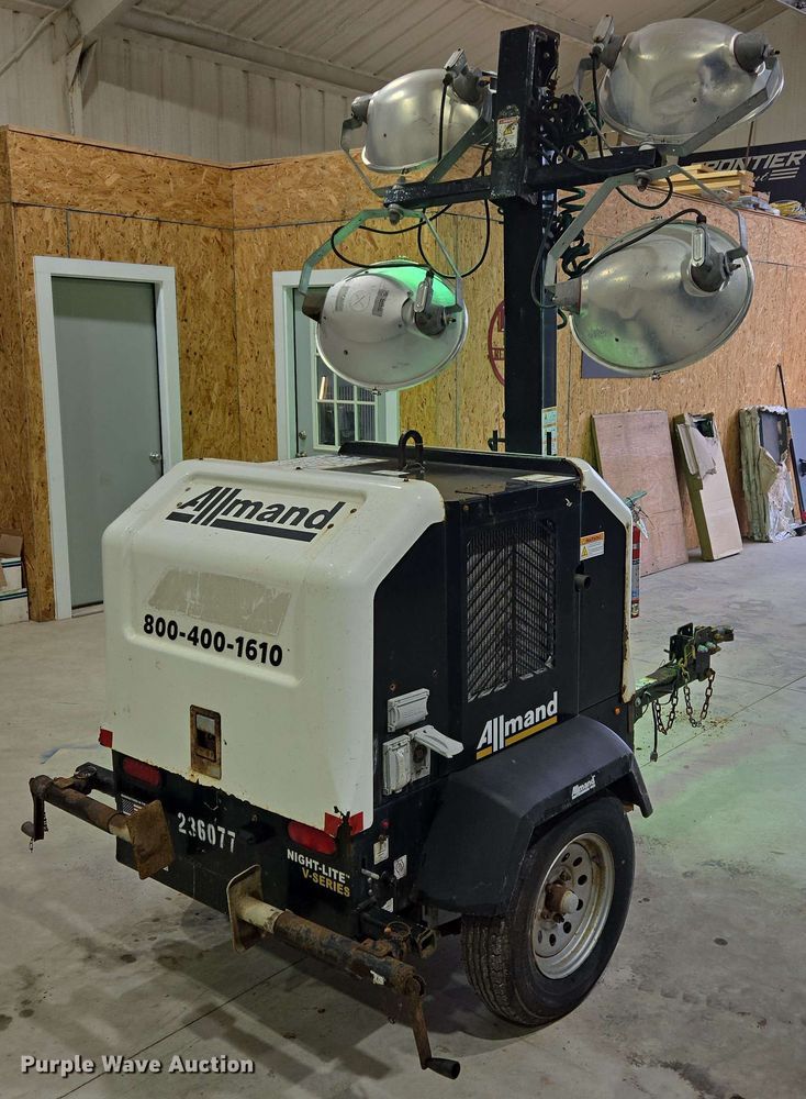 image for item EL2064 2019 Allmand Night-Lite B-Series light plant